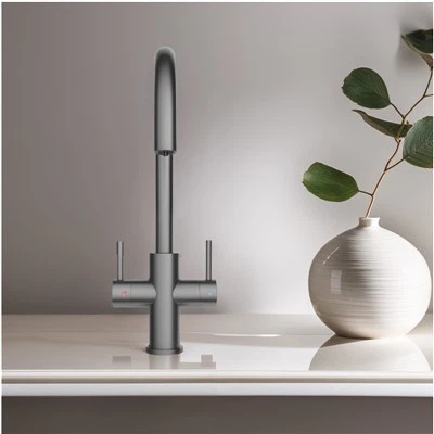 4 در 1 روی مشکی ضربه بزنید